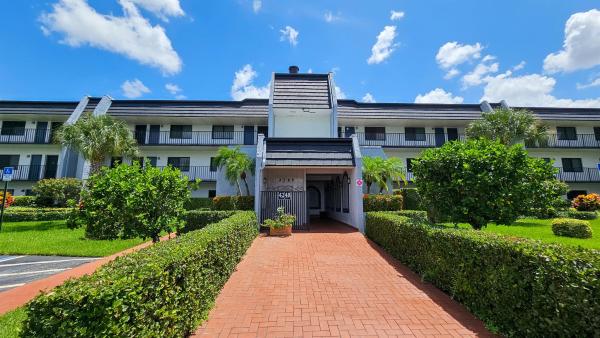 D'Este Court At The Fountains Of Palm Beach, 4248 Deste Ct #203, Lake Worth Beach, Florida 33467, image 1