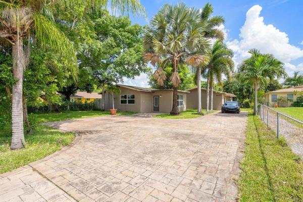 Broward Gardens, 4071 SW 51st St #1-2, Fort Lauderdale, Florida 33314, image 1