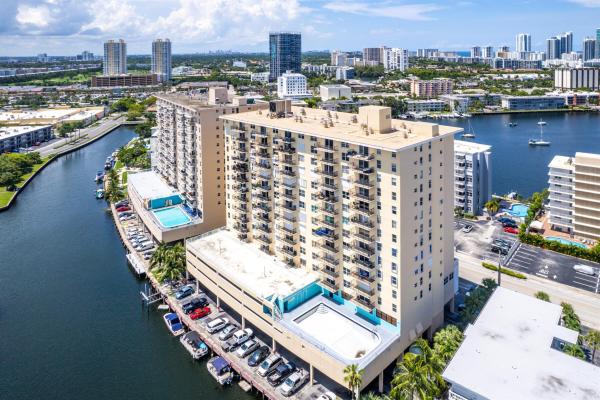 Golden Horn, 427 Golden Isles Dr #10f, Hallandale Beach, Florida 33009, image 1