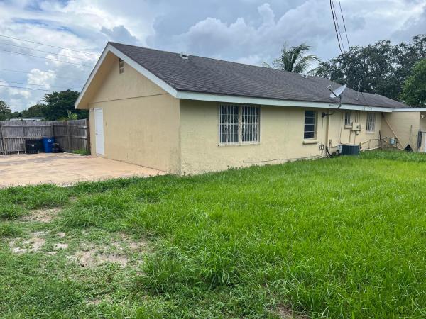 Eastview Park, 4988 Ohio Rd, Lake Worth, Florida 33463, image 1