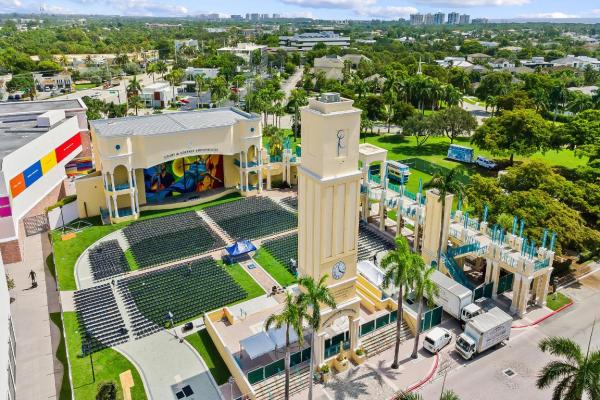 Boca Grand, 233 S Federal Hwy #UPH-02, Boca Raton, Florida 33432, image 2