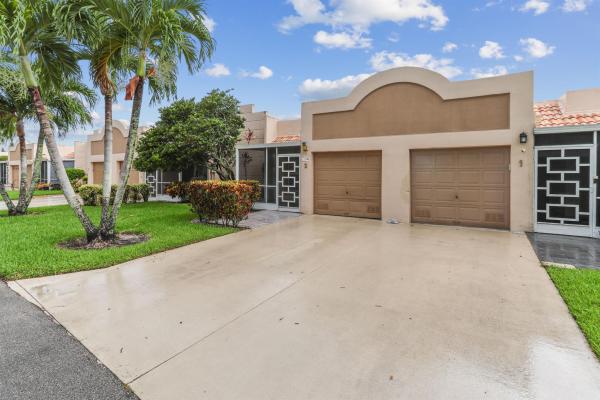 Town Villas At Moon Lake, 19000 Stewart Cir #2, Boca Raton, Florida 33496, image 1