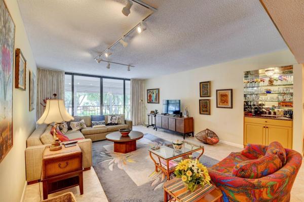 Laurel Oaks At Boca West Country Club, 20100 Boca West Dr #133, Boca Raton, Florida 33434, image 1