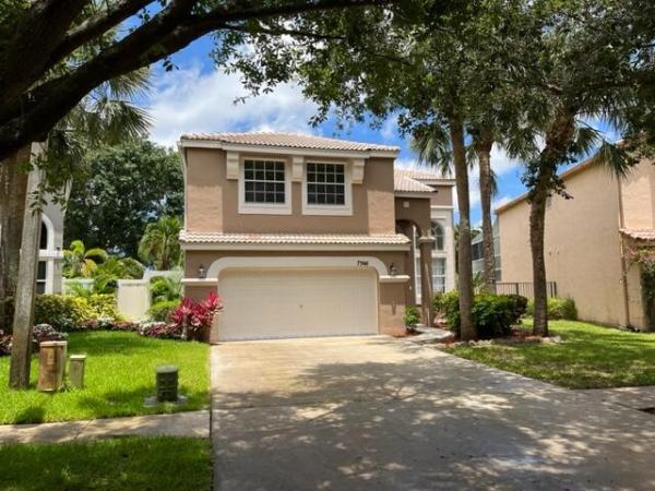 Hampton Creek, 7566 Oak Grove Cir, Lake Worth Beach, Florida 33467, image 1