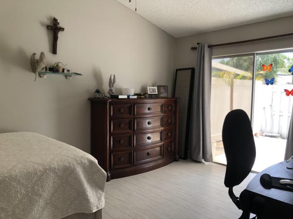 Royal Forest Townhouses, 1477 Royal Forest Ct, West Palm Beach, Florida 33406, image 1