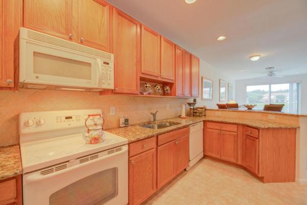 Drexel Park Townhomes, 16154 Poppyseed Cir #1002, Delray Beach, Florida 33484, image 2