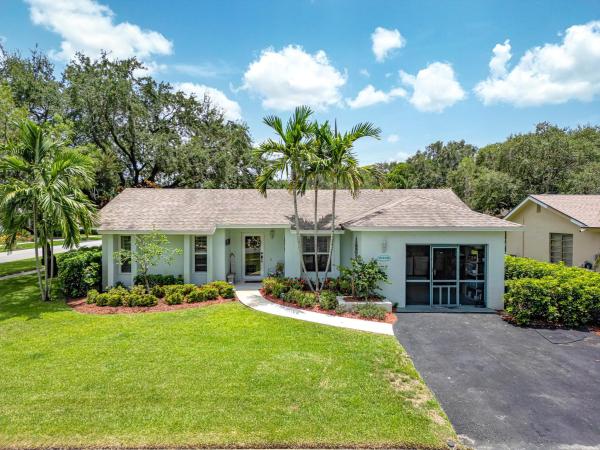Greenbriar, 10308 Greenbriar Ct, Boca Raton, Florida 33498, image 1