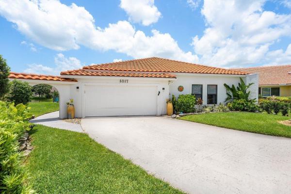 Bonita Isle, 8317 Bonita Isle Dr, Lake Worth Beach, Florida 33467, image 1