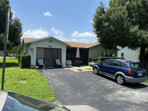 Lucerne Lakes North, 7086 Pine Bluff Dr, Lake Worth Beach, Florida 33467, image 1