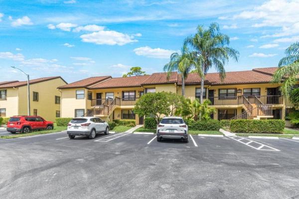 Lucerne Greens, 4691 Lucerne Lakes Blvd E #202, Lake Worth, Florida 33467, image 1
