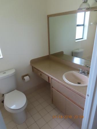 Summit Run, 1401 Pines Ln, West Palm Beach, Florida 33415, image 1