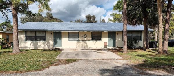 Silver Lake Park, 922 S Lake Dr, Fort Pierce, Florida 34982, image 1