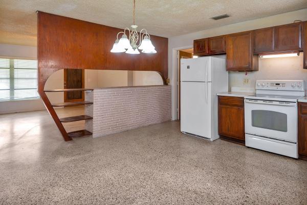 Military Hill, 4323 Vicliff Rd, Palm Springs, Florida 33406, image 2