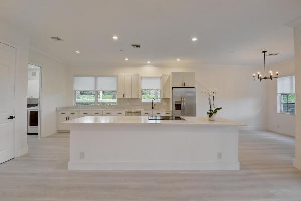 Carriage Pointe Townhomes, 79 Nottingham Pl, Boynton Beach, Florida 33426, image 2