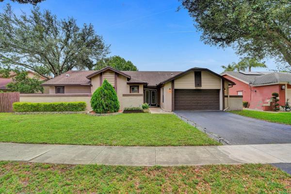 Country Address, 5620 SW 88th Ave, Cooper City, Florida 33328, image 1