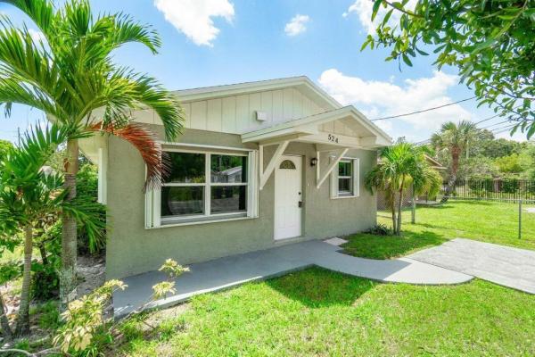 Fort Pierce Residential, 524 N 14th St, Fort Pierce, Florida 34950, image 1