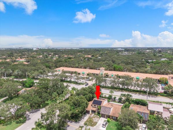 Town Oaks, 1001 Raintree Ln, Palm Beach Gardens, Florida 33410, image 1
