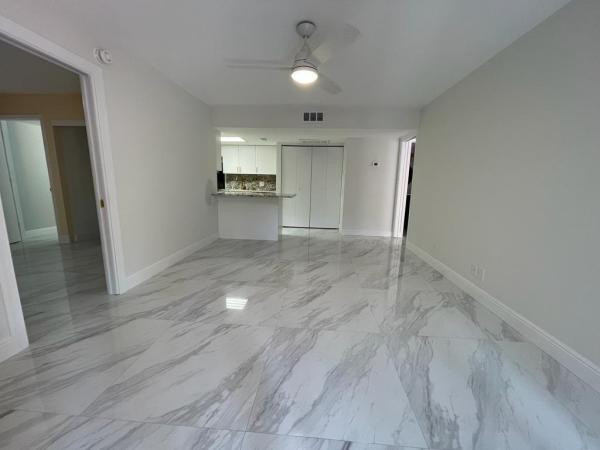 Lake Place, 616 Executive Center Dr #102, West Palm Beach, Florida 33401, image 1