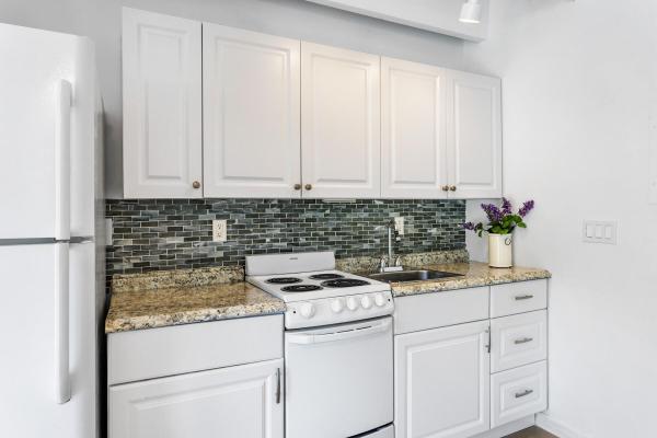 Tropicana Gardens, 4001 S Ocean Blvd #106, South Palm Beach, Florida 33480, image 3