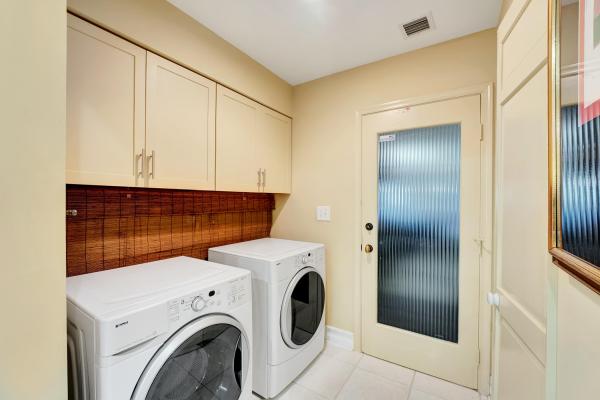 Pine Tree Village, 10773 Greentrail Dr S, Boynton Beach, Florida 33436, image 3