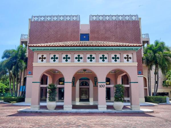 Mizner Court, 100 SE 5th Ave #101, Boca Raton, Florida 33432, image 1