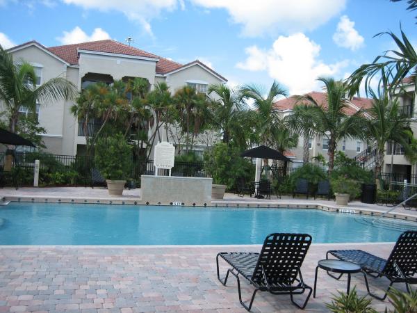 Poinciana Place, 5820 W Sample Rd #202, Coral Springs, Florida 33067, image 1