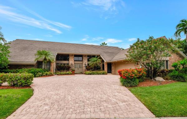 Oakbrook At Boca West Country Club, 19683 Oakbrook Cir, Boca Raton, Florida 33434, image 1