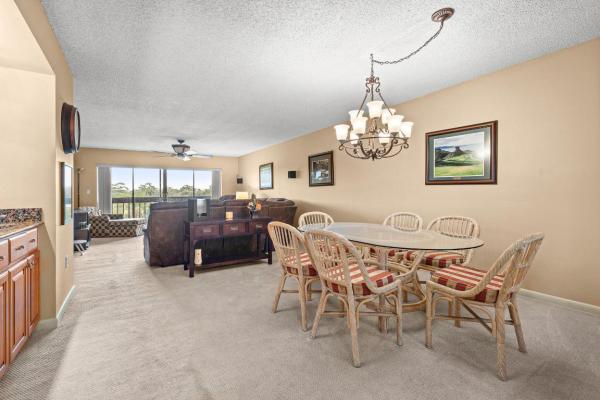 Lakeshore Village Of Meadowood, 3300 Twin Lakes Ter #203, Fort Pierce, Florida 34950, image 3
