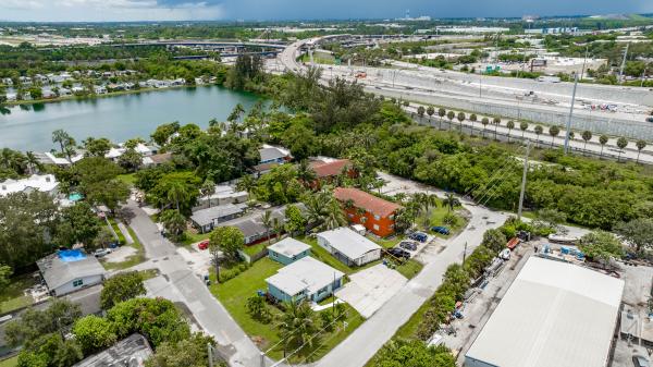 Clair Lake, 1904 SW 28th St, Fort Lauderdale, Florida 33315, image 3