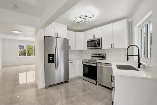 Clair Lake, 1904 SW 28th St, Fort Lauderdale, Florida 33315, image 2
