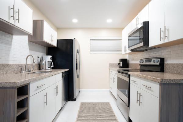 Lake Clarke Gardens, 2562 N Garden Dr N #109, Lake Worth, Florida 33461, image 1