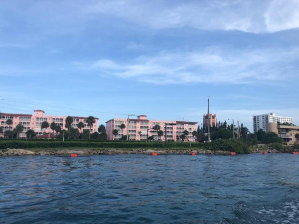 Newth Gardens, 1001 E Camino Real #305, Boca Raton, Florida 33432, image 1