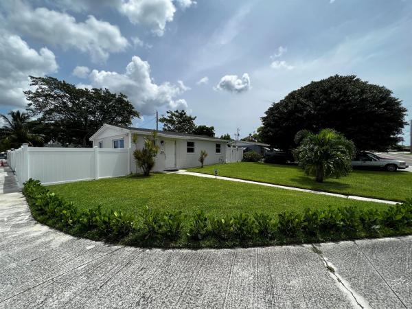 Poinciana Heights, 315 NW 10th Ave, Boynton Beach, Florida 33435, image 1