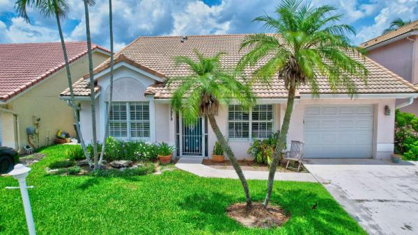 Parkview At Lake Charleston, 7373 Shell Ridge Ter, Lake Worth Beach, Florida 33467, image 1