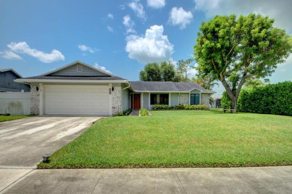 Huntington Woods, 119 Parkwood Dr, Royal Palm Beach, Florida 33411, image 1