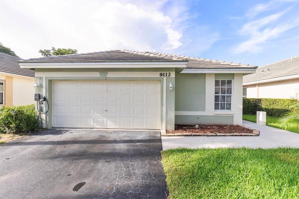 Lake Park, 9112 Lake Park Cir, Davie, Florida 33328, image 1