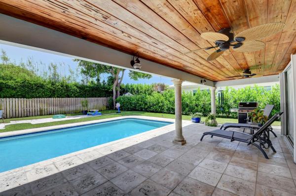 Carriage Hill, 1560 SW 8th Ave, Boca Raton, Florida 33486, image 1