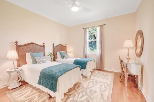 Stonewal Estates, 8055 Woodsmuir Dr, Palm Beach Gardens, Florida 33412, image 1