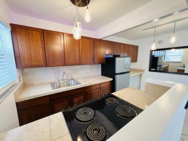 Casa De Playa Of Lake Worth, 111 N L St #7, Lake Worth Beach, Florida 33460, image 1