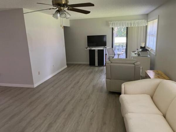 Strathmore Gate, 61 Macadamia Ct, Royal Palm Beach, Florida 33411, image 2