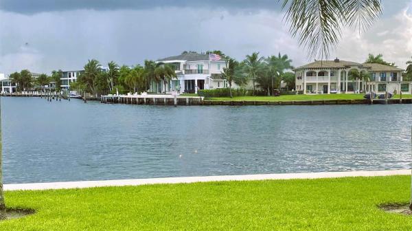 Fairbanks Terrace, 1105 S Riverside Dr #104, Pompano Beach, Florida 33062, image 1