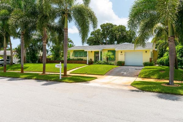 Lake Osborne Terrace, 2049 7th Ct, Lake Worth Beach, Florida 33461, image 1