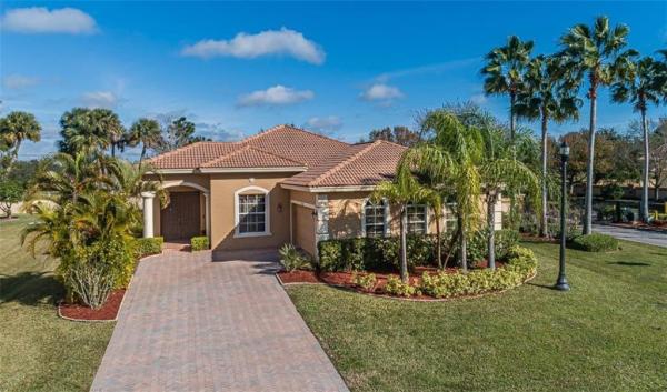 5140 Sapphire Ln, Florida 32968, image 1