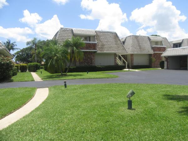 Tudor, 332 Orange Tree Dr #4, Atlantis, Florida 33462, image 1