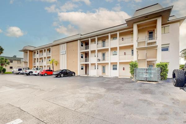 Westport, 312 Northlake Dr #205, North Palm Beach, Florida 33408, image 1