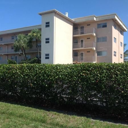Village Royale Greenhaven, 230 NE 26th Ave #413, Boynton Beach, Florida 33435, image 1