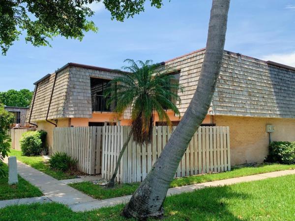 Lakewood Of Palm Springs, 170 Lake Arbor Dr, Palm Springs, Florida 33461, image 1