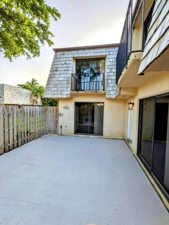 Lakewood Of Palm Springs, 170 Lake Arbor Dr, Palm Springs, Florida 33461, image 1