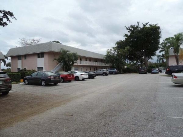 Little Club, 18081 SE Country Club Dr #28, Jupiter, Florida 33469, image 1