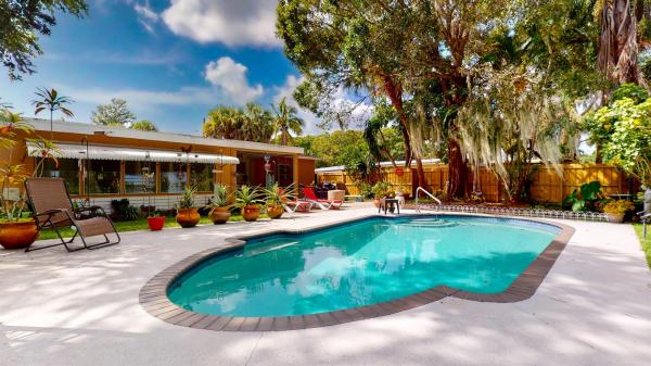 Pinewood, 1009 Beach Ct, Fort Pierce, Florida 34950, image 1
